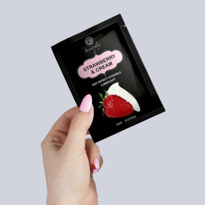 Strawberry & Cream - Hot Effect Kissable Lubricant Sachet 10ml - Image 2