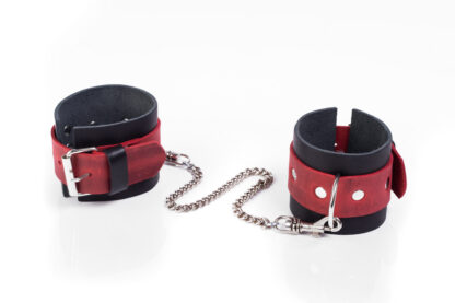 Cuffs Crazy Horse Red