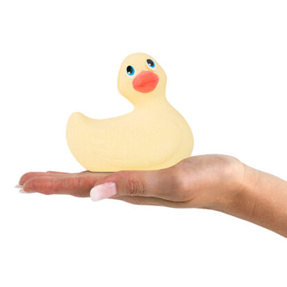 I Rub My Duckie Bath Bomb - Image 5