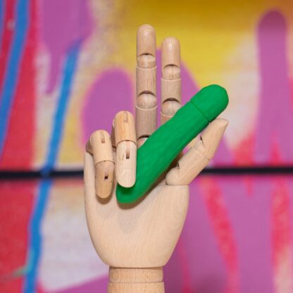 Emojibator Pickle USB - Image 3