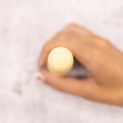 Tiny Wand Emojibator Vibrator - Image 9
