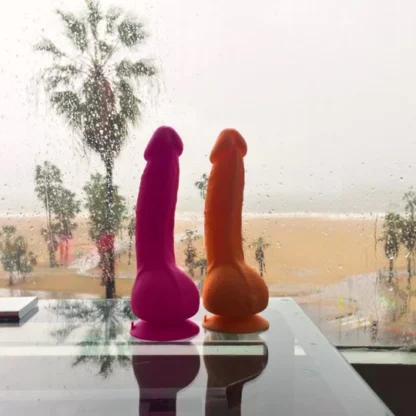 GReal Mini vibrating dildo - Image 10